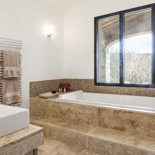 Travertin beige Salle de bain